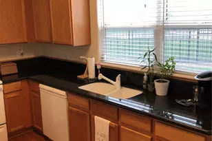 15555 E 40th Ave, Denver, CO 80239 - Photo 4