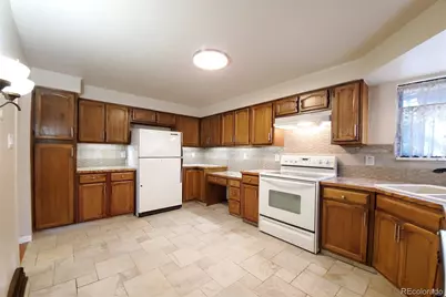 8542 W 10th Avenue, Lakewood, CO 80215 - Photo 6