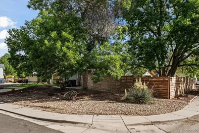 1100 Atlas Circle, Lafayette, CO 80026 - Photo 2