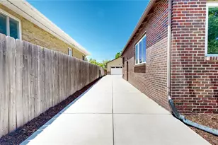 775 Ivanhoe St, Denver, CO 80220 - Photo 36