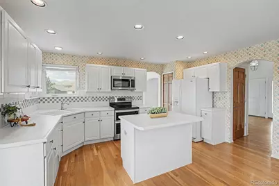 8485 Edgemont Way, Colorado Springs, CO 80919 - Photo 16