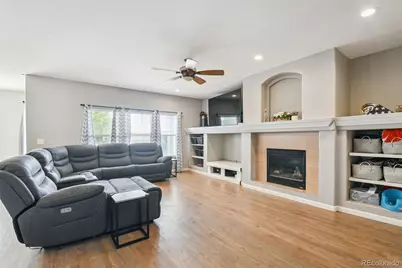 4144 S Liverpool Way, Aurora, CO 80013 - Photo 6