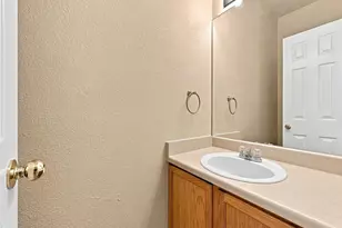 2220 W 101st Cir, Denver, CO 80260 - Photo 8