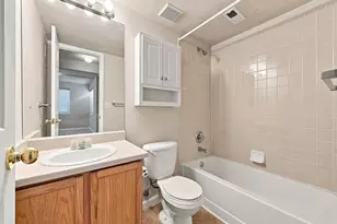 2220 W 101st Cir, Denver, CO 80260 - Photo 26