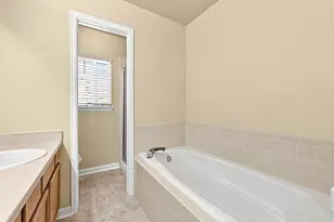 2220 W 101st Cir, Denver, CO 80260 - Photo 22