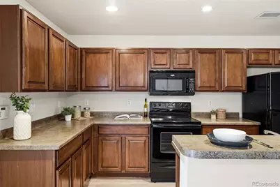 5811 Ceylon Street, Denver, CO 80249 - Photo 18