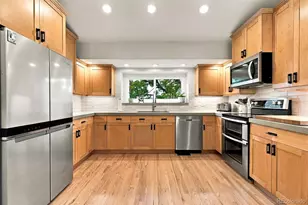 8057 S Newport Ct, Centennial, CO 80112 - Photo 4