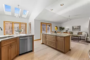 7592 S Monaco Way, Centennial, CO 80112 - Photo 2