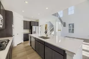 24564 E Kettle Ct, Aurora, CO 80016 - Photo 4