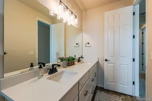 75 S Uriah St, Aurora, CO 80018 - Photo 16