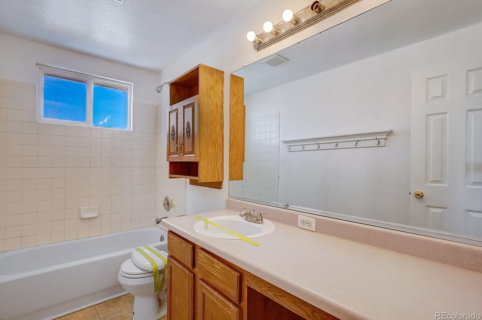 9427 Steele Dr, Denver CO  80229-3924 exterior
