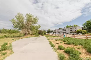 3141 S Tamarac Dr, Denver, CO 80231 - Photo 24