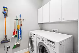 10137 E 31st Ave, Denver, CO 80238 - Photo 22