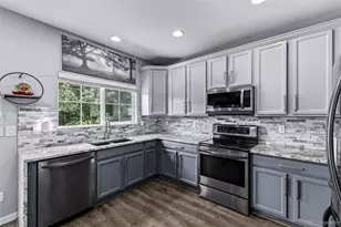 1273 N Heritage Ave, Castle Rock, CO 80104 - Photo 6