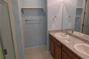 27646 E 10th Dr, Aurora, CO 80018 - Photo 10