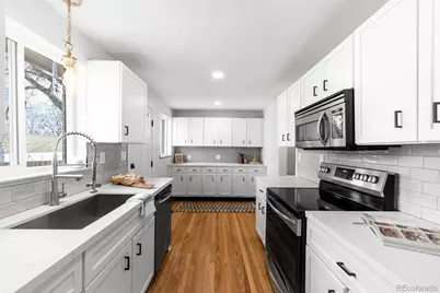 7625 W 23rd Place, Lakewood, CO 80214 - Photo 2