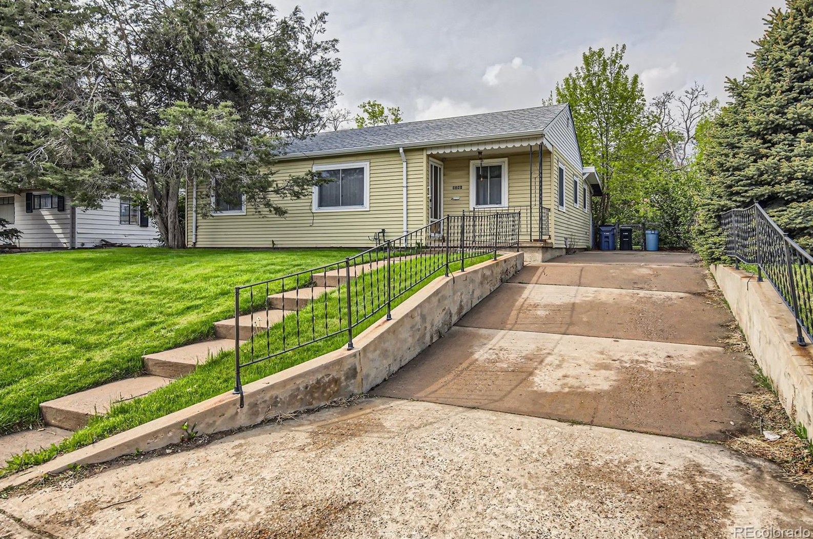 4590 Wyoming Pl, Denver, CO 80219-3731