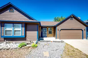 4505 Eagle St, Denver, CO 80239 - Photo 2