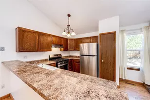 4505 Eagle St, Denver, CO 80239 - Photo 8