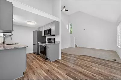 9621 Orangewood Drive, Denver, CO 80260 - Photo 8