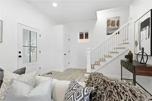 662 S Logan Street S, Denver, CO 80209 - Photo 6