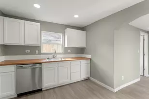 675 Knox Ct, Denver, CO 80204 - Photo 12