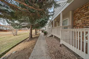 7902 S Depew St, Littleton, CO 80128 - Photo 6