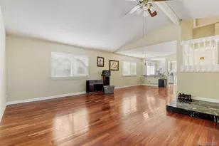 9090 Hunters Creek St, Littleton, CO 80126 - Photo 4