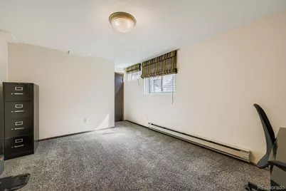 2252 S Dearborn Street, Aurora, CO 80014 - Photo 22