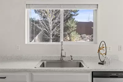 22130 E Berry Place, Aurora, CO 80015 - Photo 12