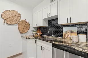 1050 N Corona Street, Denver, CO 80218 - Photo 14