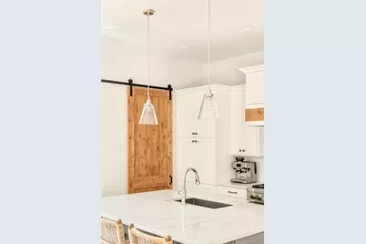 1123 Monroe Street, Denver, CO 80206 - Photo 8