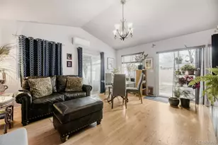 2520 Locust St, Denver, CO 80207 - Photo 14
