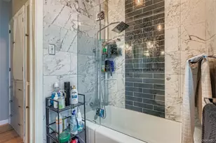 2520 Locust St, Denver, CO 80207 - Photo 20