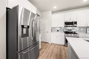 10597 Paris St, Henderson, CO 80640 - Photo 14