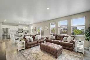 15704 Roslyn St, Thornton, CO 80602 - Photo 8