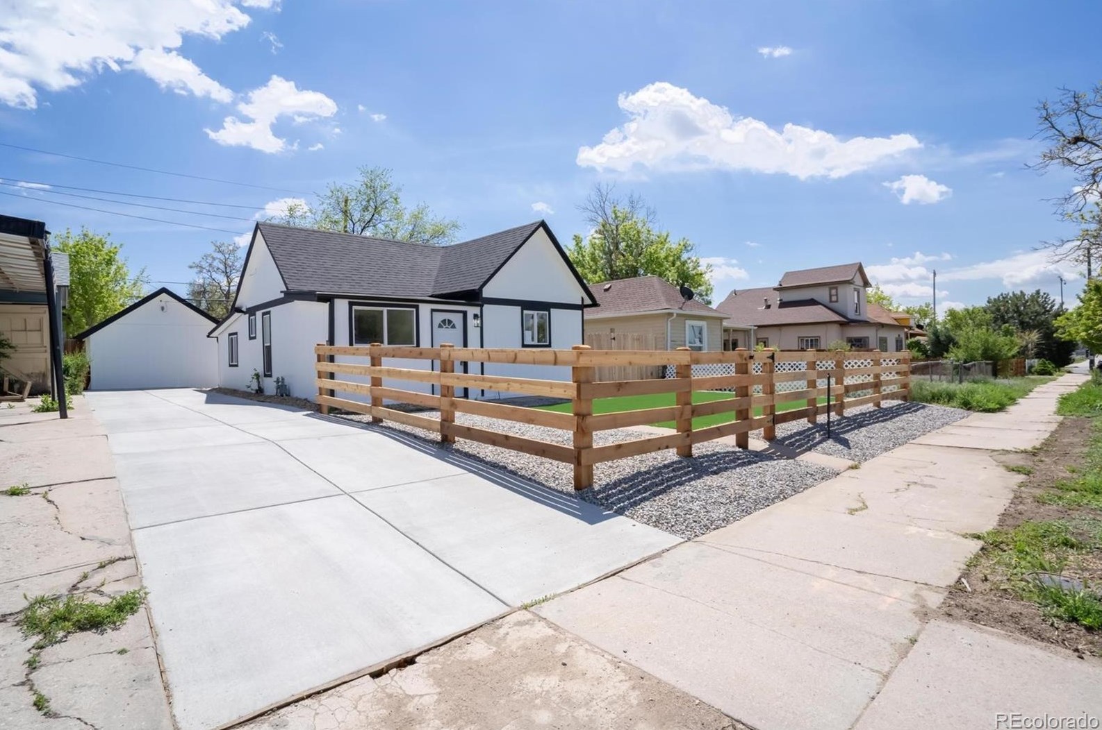 638 Knox Ct, Denver, CO