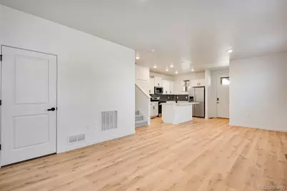 22224 E 6th Place, Aurora, CO 80018 - Photo 8