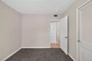 1160 Vaughn St, Aurora, CO 80011 - Photo 18