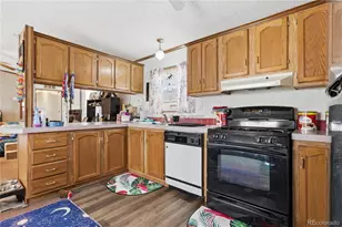 1570 Sedalia Way, Aurora, CO 80011 - Photo 14