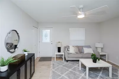 1961 S Ivory Way, Aurora, CO 80013 - Photo 4