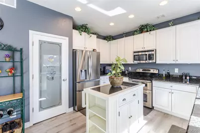 3893 S Shawnee Way, Aurora, CO 80018 - Photo 12