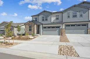 6586 N Nepal St, Aurora, CO 80019 - Photo 2