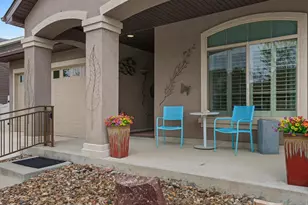 5454 Espana St, Denver, CO 80249 - Photo 2