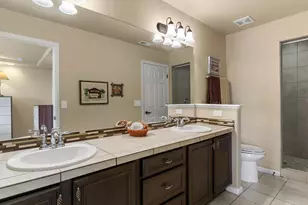 5454 Espana St, Denver, CO 80249 - Photo 28