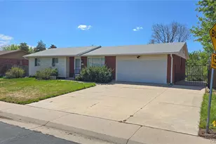 6486 W Iowa Ave, Lakewood, CO 80232 - Photo 2