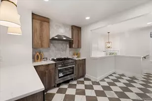 1960 S Marion St, Denver, CO 80210 - Photo 8