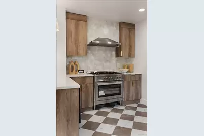 1960 S Marion Street, Denver, CO 80210 - Photo 14