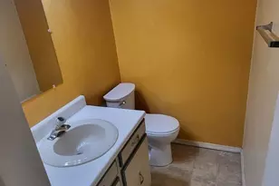 12056 E 25th Ave, Aurora, CO 80010 - Photo 18