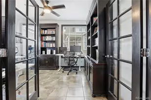 10059 Southlawn Cir, Commerce City, CO 80022 - Photo 8